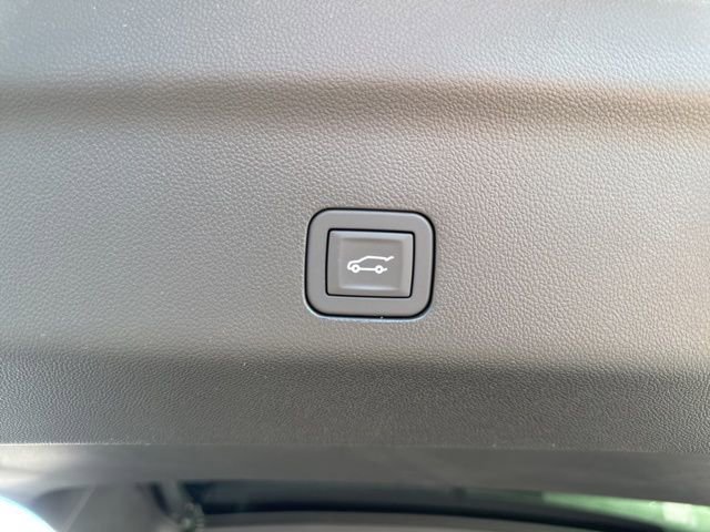 New 2026 Chevrolet Suburban RST w/ Comfort Package AWD/4WD image 13