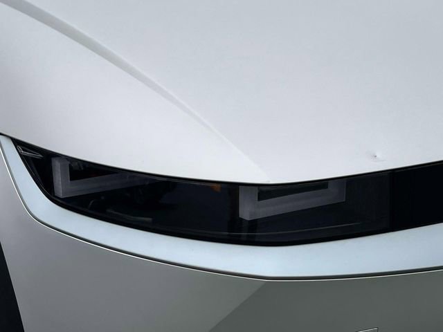 Certified 2023 Hyundai Ioniq 5 SEL w/ Cargo Package image 10