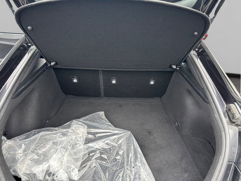 Used 2022 Kia Stinger GT1 image 11