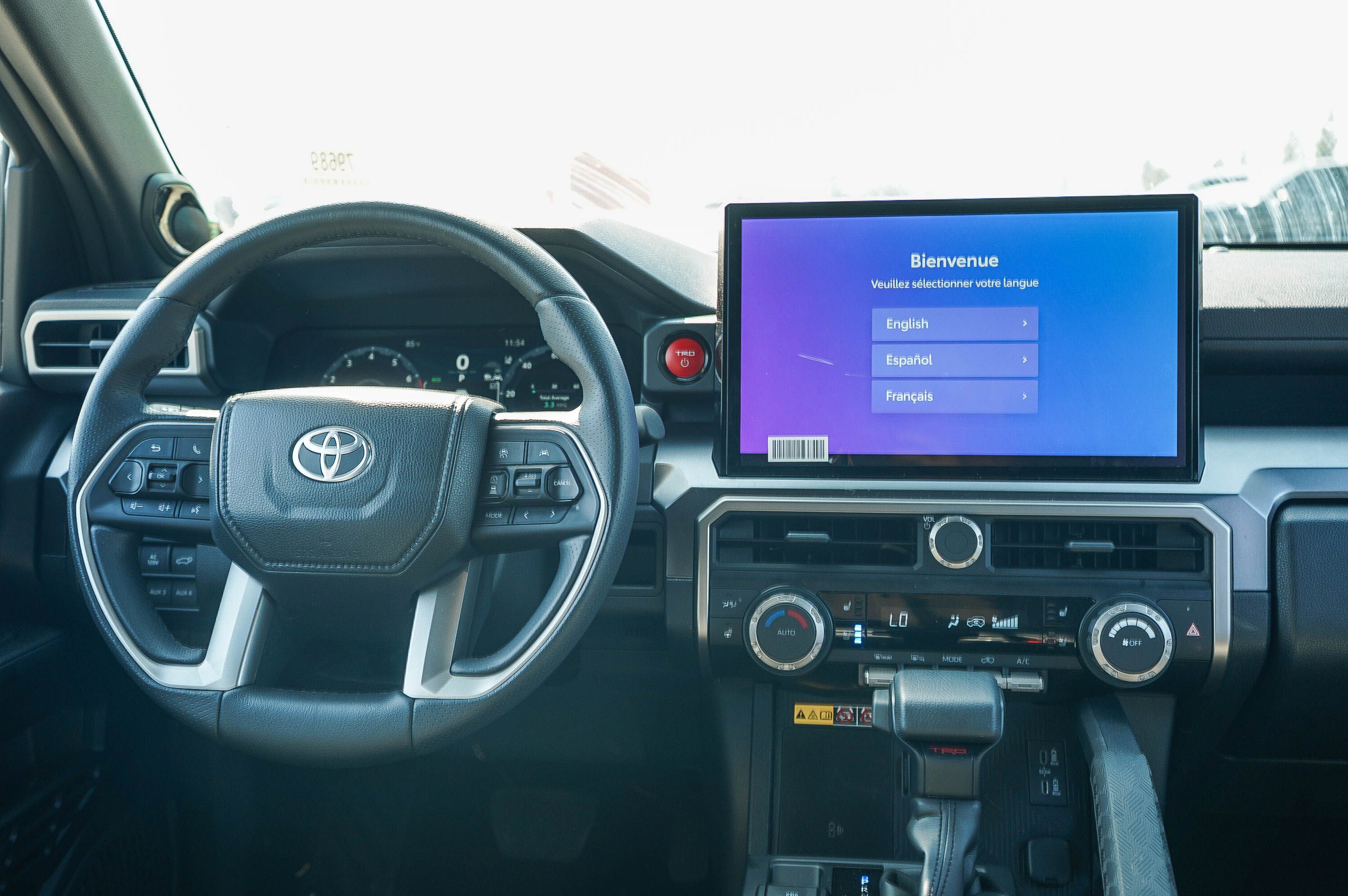 Used 2025 Toyota 4Runner TRD Off-Road Premium AWD/4WD image 14