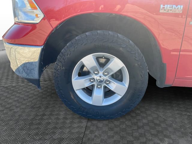 Used 2019 RAM 1500 Classic SLT RWD image 14