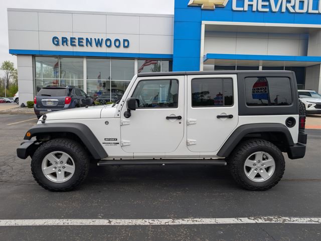 Used 2018 Jeep Wrangler Unlimited Sport S AWD/4WD image 2