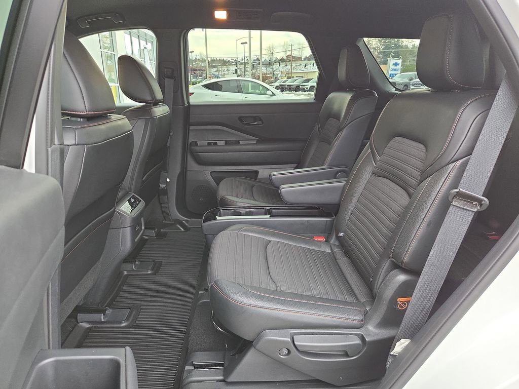 Used 2023 Nissan Pathfinder Rock Creek image 15