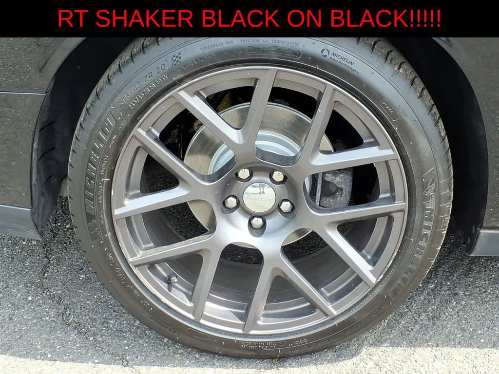 Used 2016 Dodge Challenger R/T RWD image 8