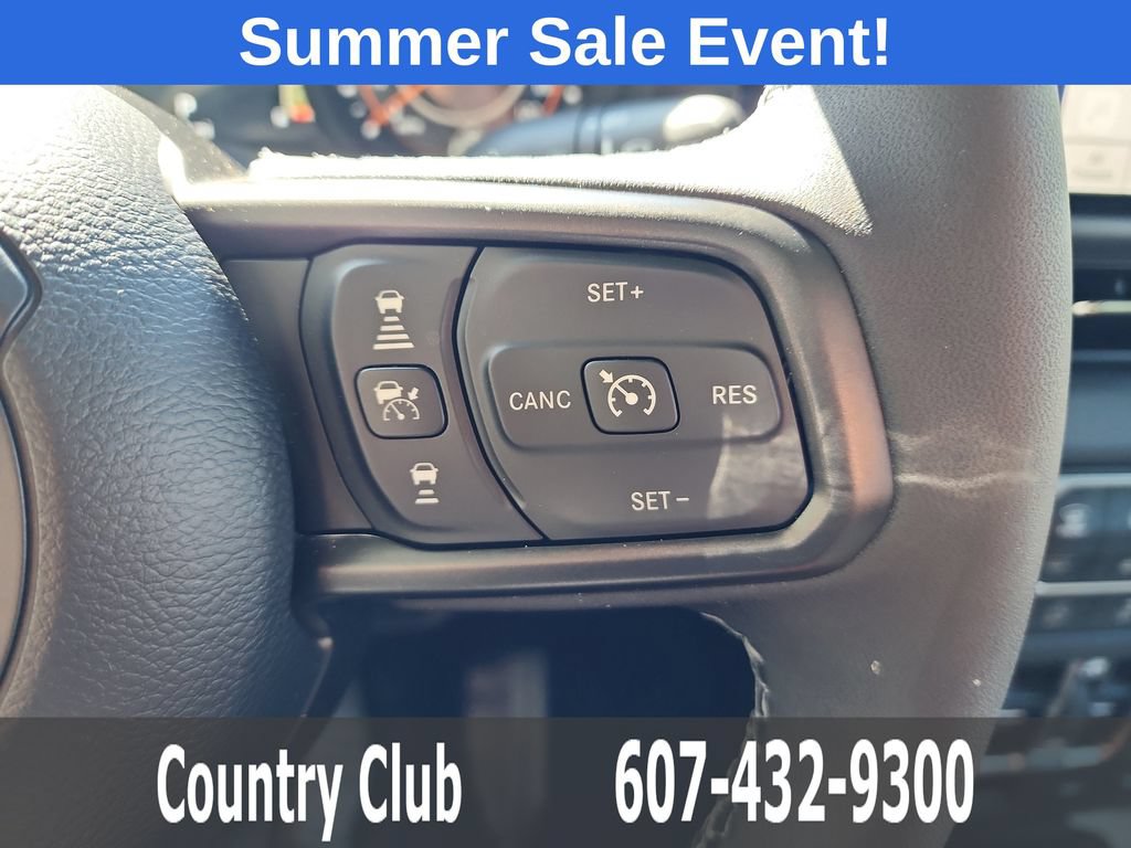 Used 2026 Jeep Gladiator Sport AWD/4WD image 19