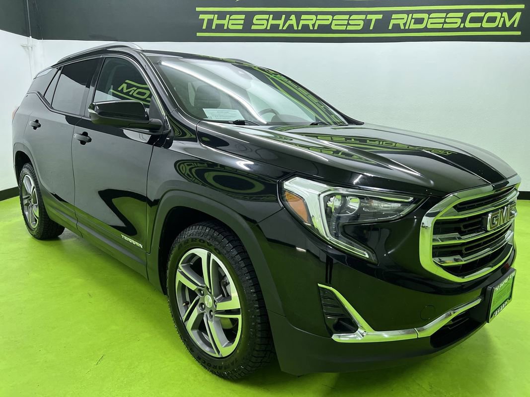 Used 2021 GMC Terrain SLT FWD image 2