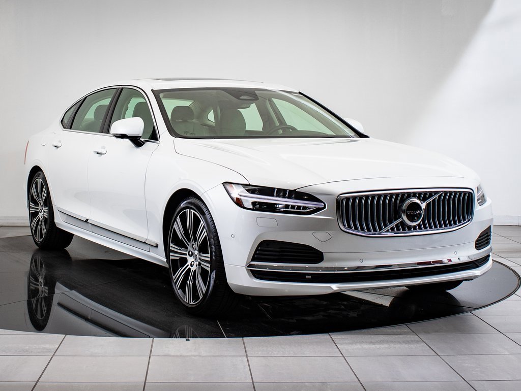 Used 2024 Volvo S90 T8 Ultimate image 12