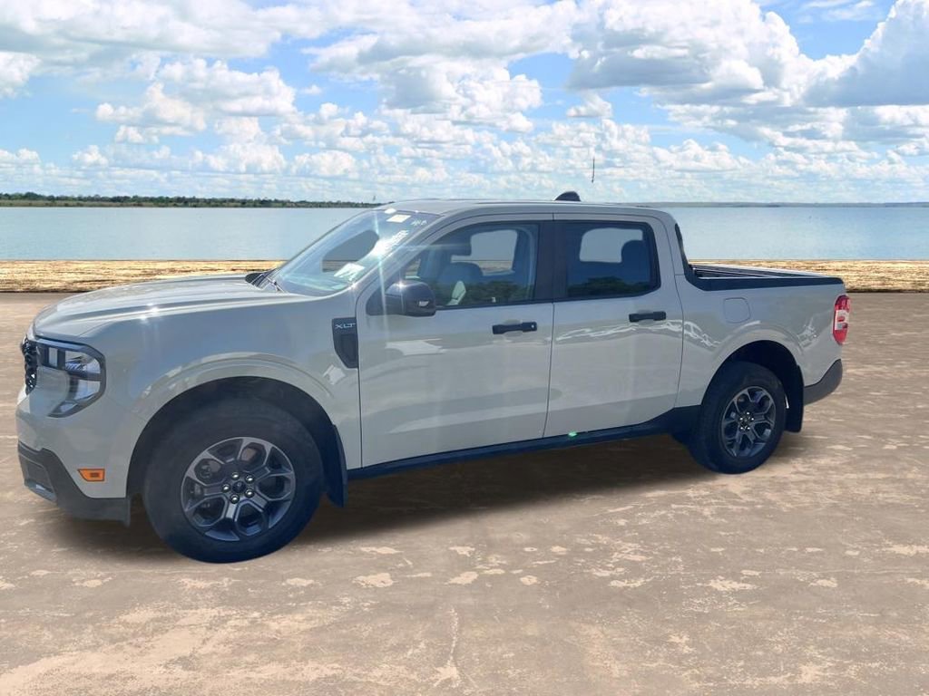 Used 2025 Ford Maverick XLT w/ XLT Luxury Package image 9