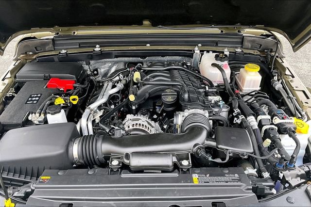 Used 2025 Jeep Gladiator Rubicon AWD/4WD image 30
