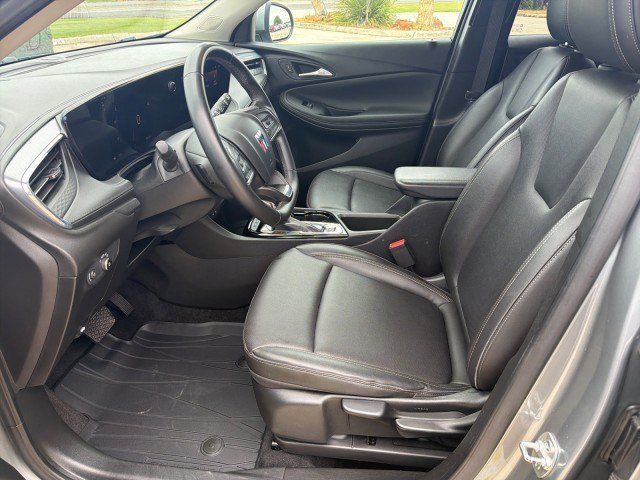 Used 2024 Buick Encore GX Sport Touring AWD/4WD image 5
