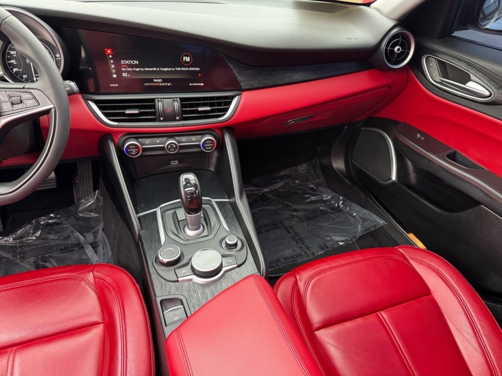 Used 2019 Alfa Romeo Giulia nero edizione w/ Nero Edizione image 18