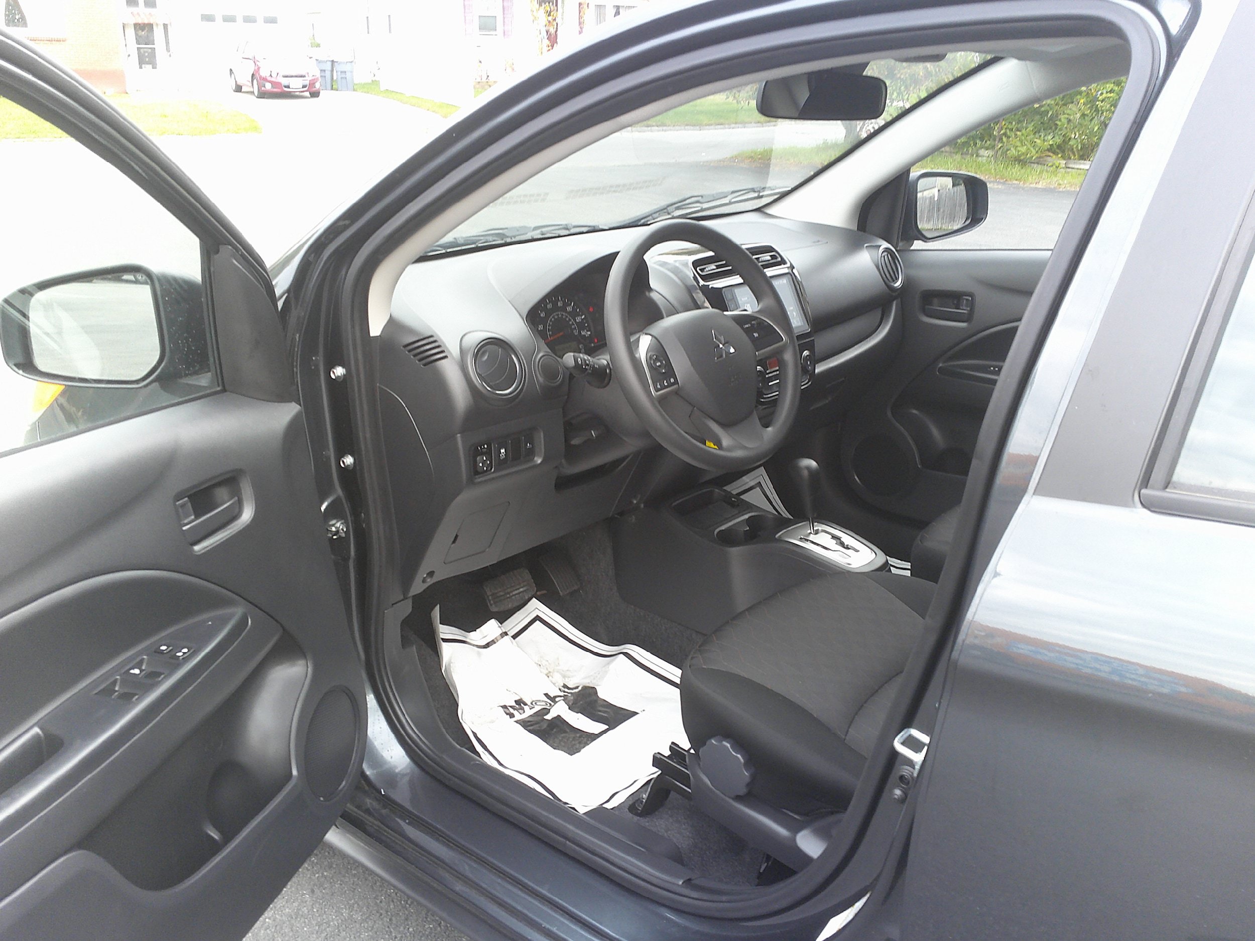 Used 2024 Mitsubishi Mirage ES FWD image 15