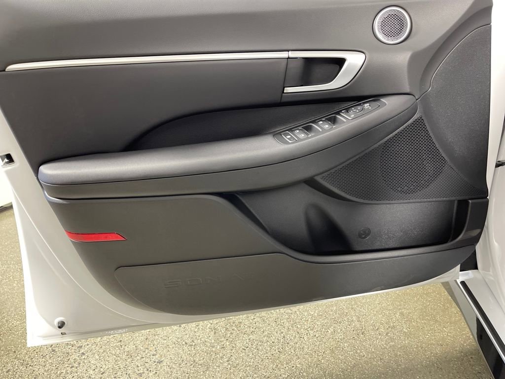 New 2026 Hyundai Sonata SEL FWD image 19