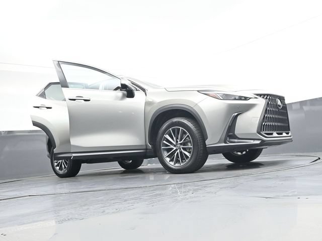 Used 2025 Lexus NX 350 AWD w/ Accessory Package (2T) image 43