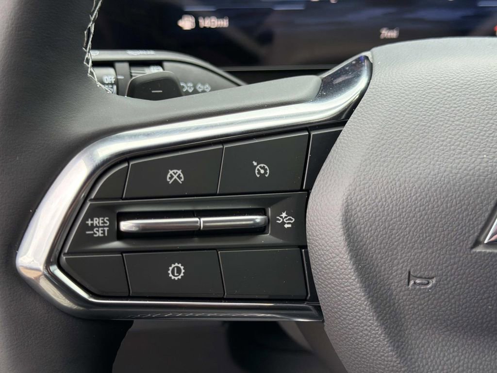 New 2026 Chevrolet Traverse LT FWD image 23