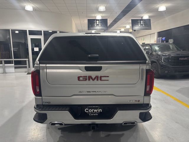 Used 2022 GMC Sierra 1500 AT4 w/ Technology Package AWD/4WD image 8