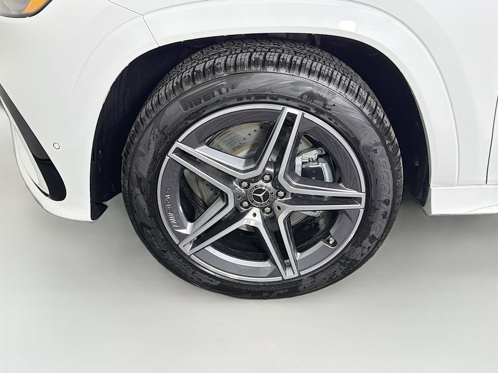 New 2026 Mercedes-Benz GLS 450 4MATIC image 34