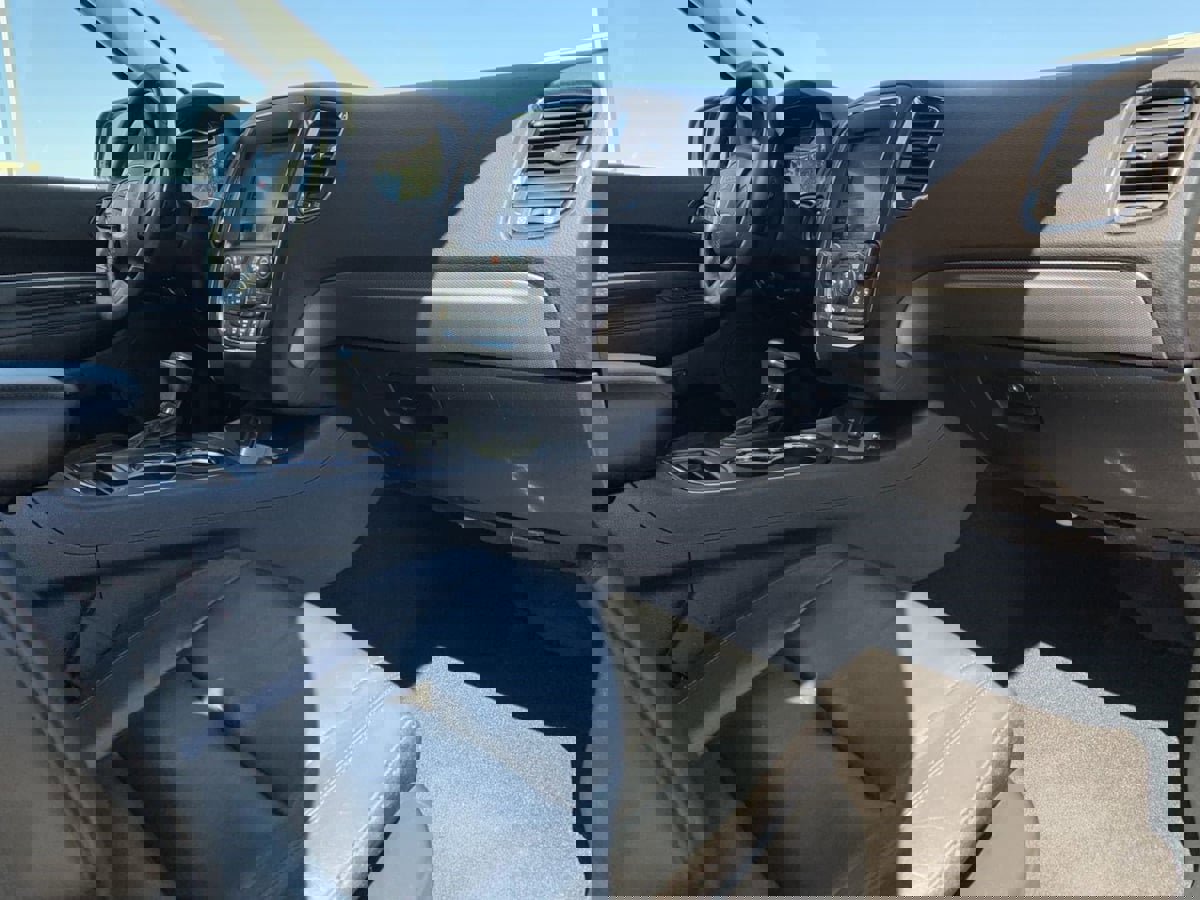 Used 2019 Dodge Durango GT image 38