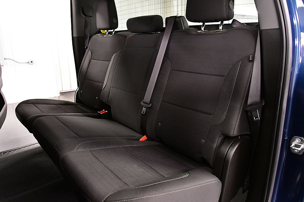 Used 2023 Chevrolet Silverado 1500 LT AWD/4WD image 28