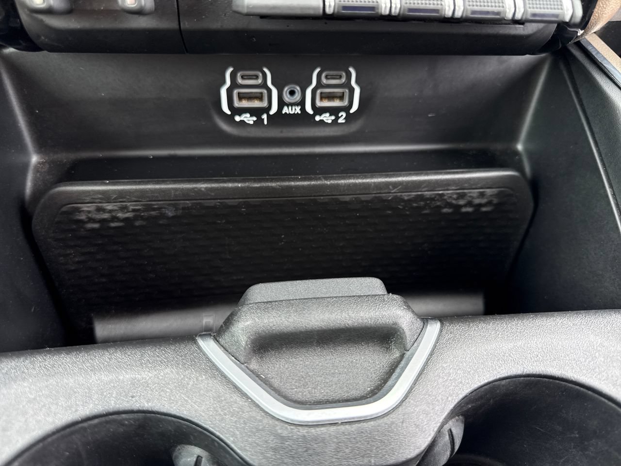 Used 2022 RAM 1500 Laramie AWD/4WD image 23