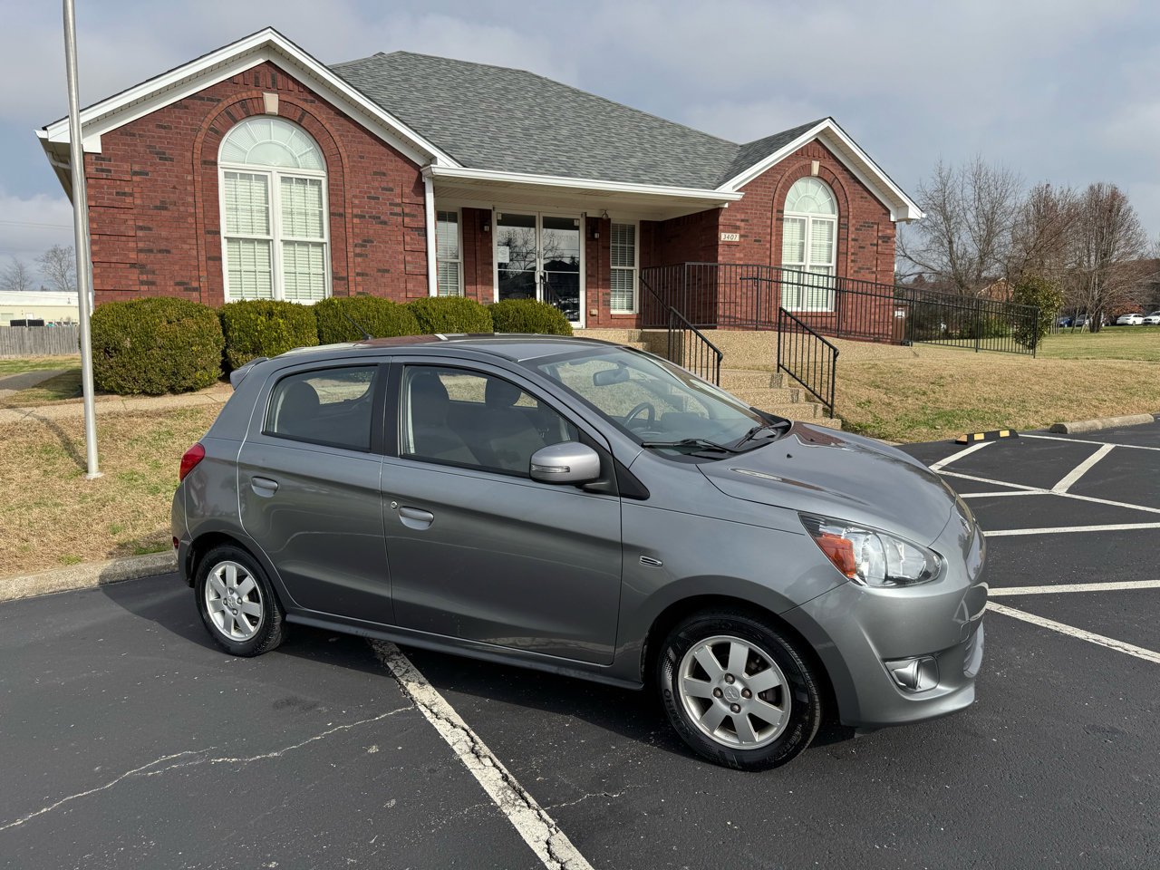 Used 2015 Mitsubishi Mirage ES image 12
