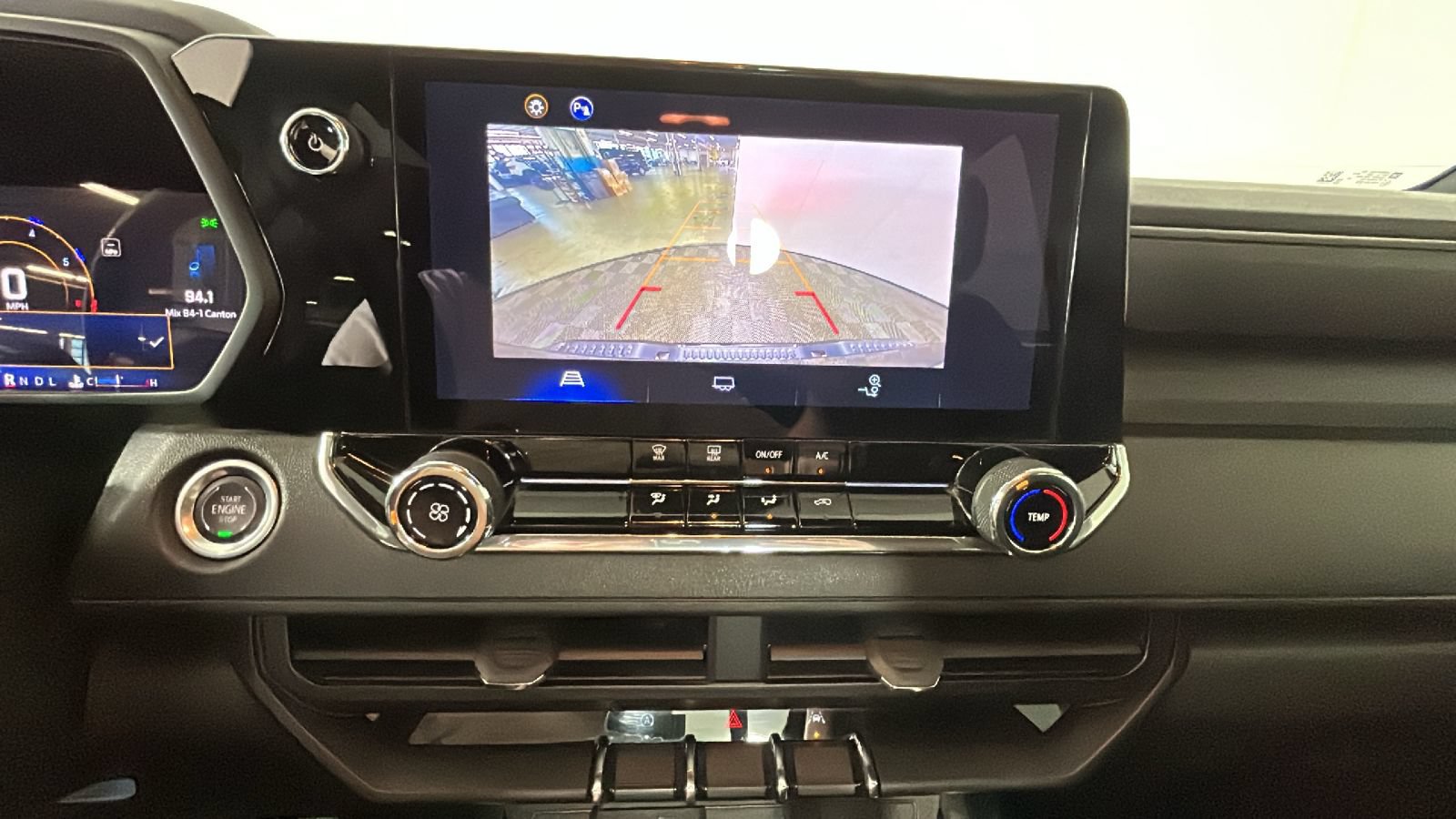 Used 2024 Chevrolet Colorado Trail Boss w/ Safety Package AWD/4WD image 30