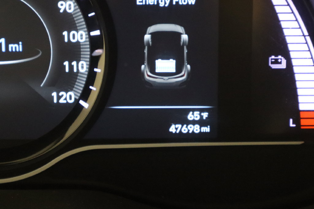 Used 2021 Hyundai Kona Limited FWD image 36