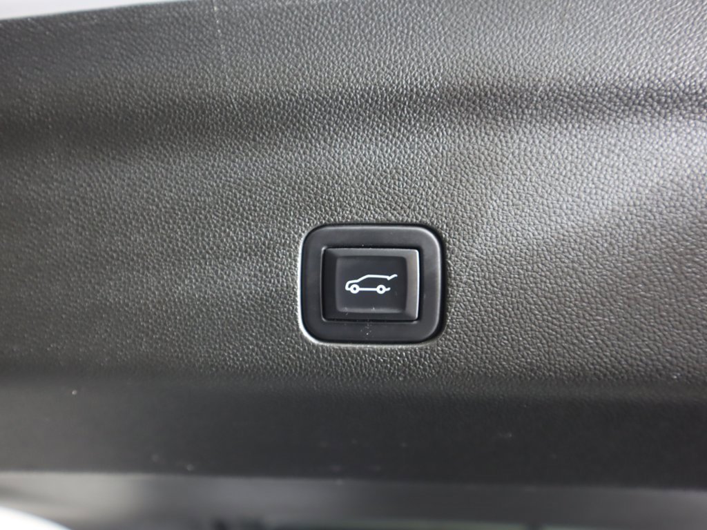 Used 2022 Chevrolet Tahoe LT w/ Luxury Package image 53