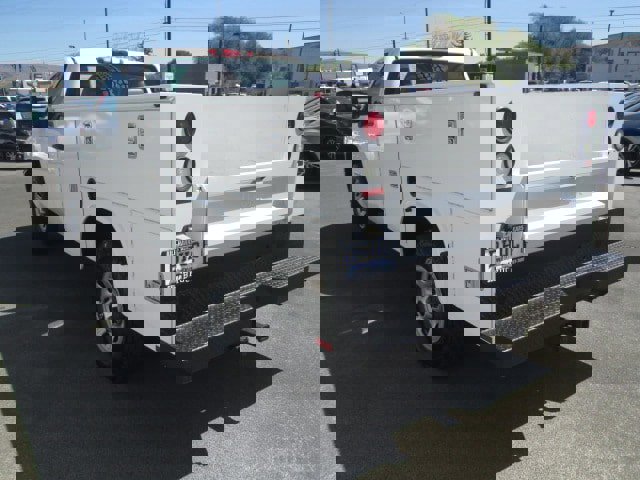 Used 2013 Chevrolet Silverado 3500 W/T image 4