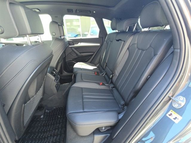 Used 2025 Audi Q5 2.0T Premium Plus w/ Premium Plus Package AWD/4WD image 12