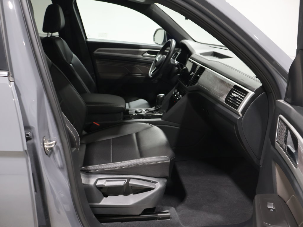 Used 2022 Volkswagen Atlas Cross Sport SE AWD/4WD image 21