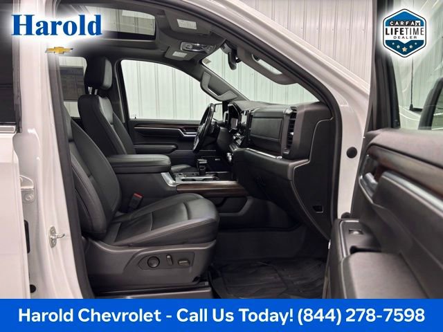 Used 2023 GMC Sierra 1500 SLT w/ SLT Convenience Package image 11