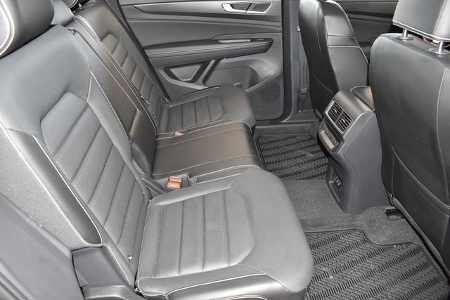 Used 2024 Volkswagen Atlas Cross Sport SEL R-Line AWD/4WD image 12