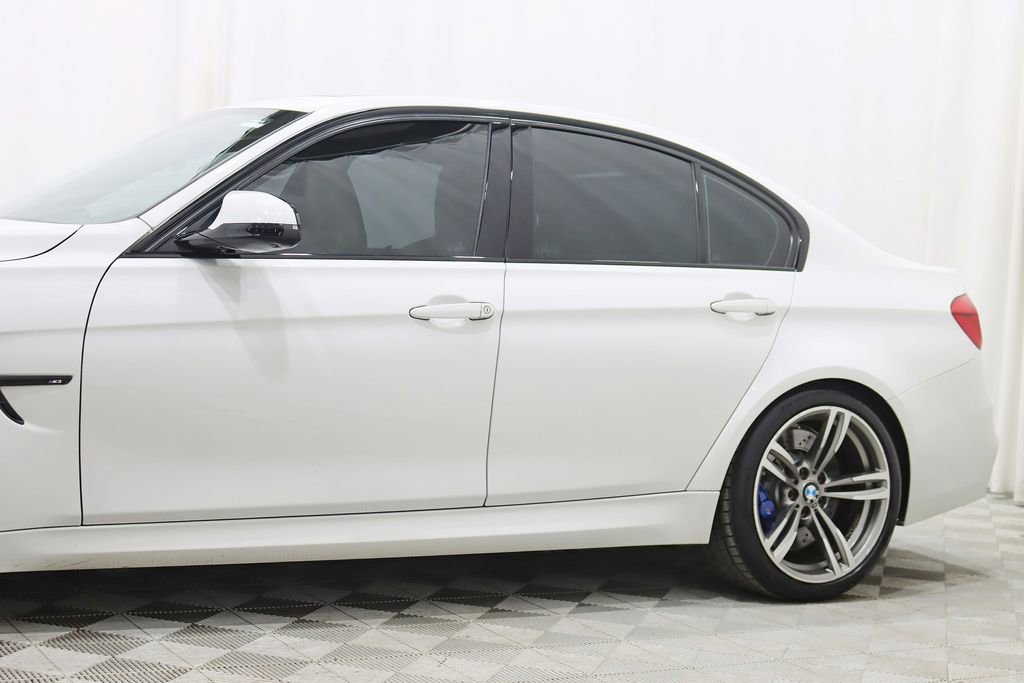 Used 2016 BMW M3 RWD image 3