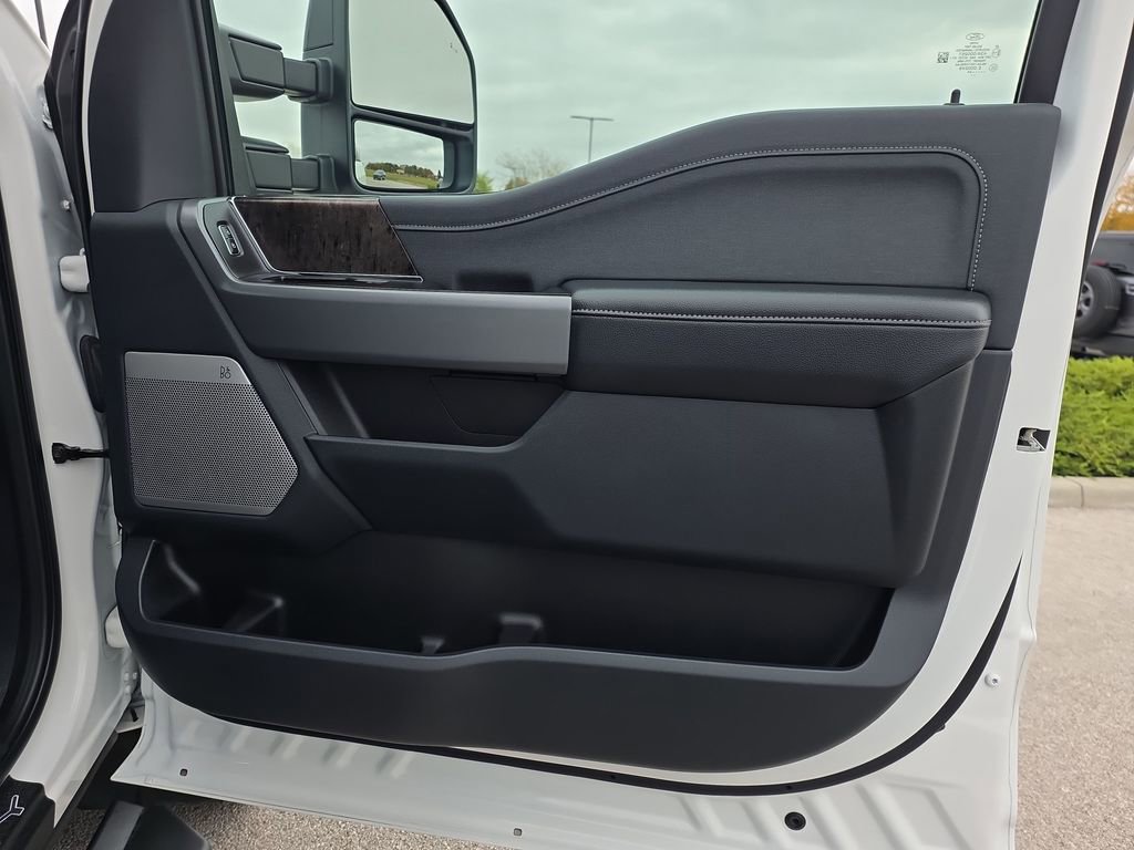 Used 2024 Ford F250 Lariat w/ Lariat Ultimate Package image 23