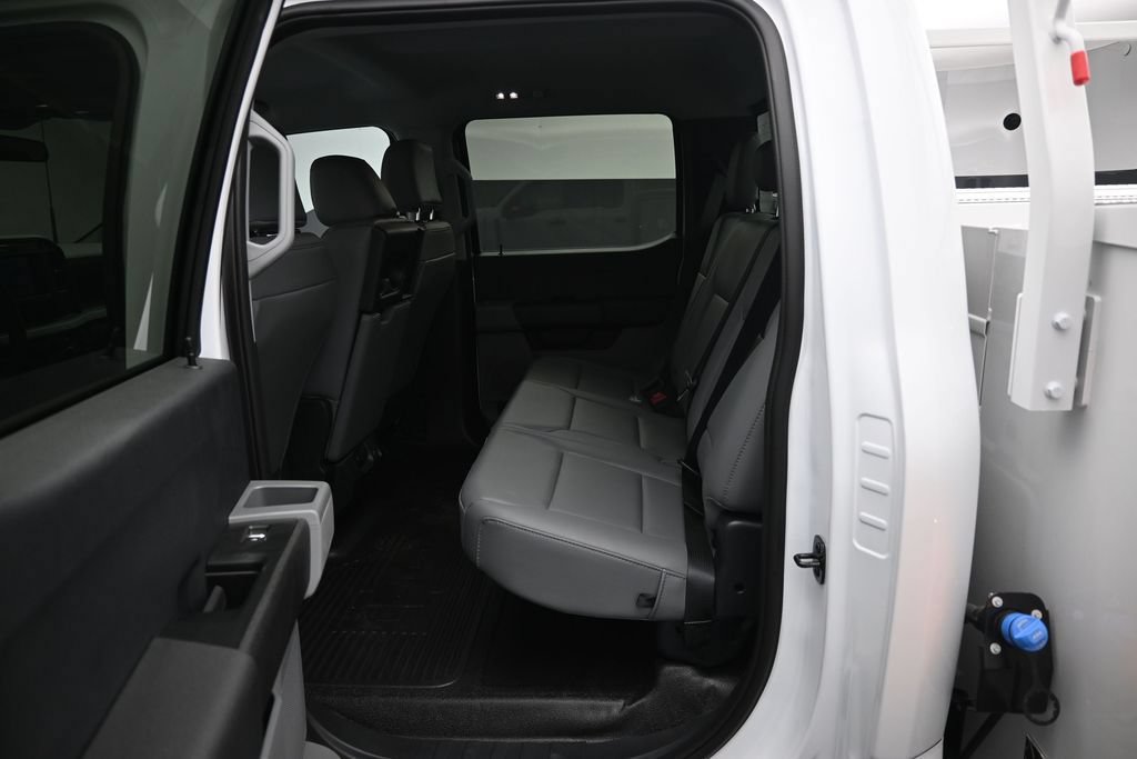 New 2026 Ford F350 XL w/ XL Chrome Package RWD image 16