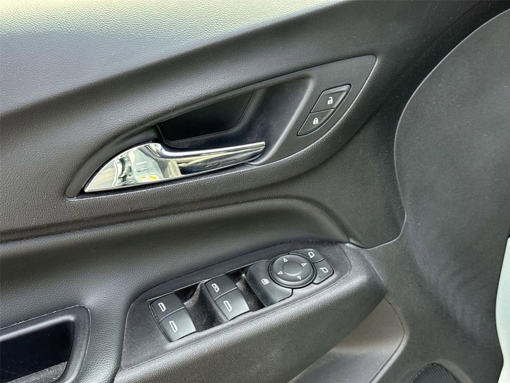 Used 2022 Chevrolet Equinox LT image 22