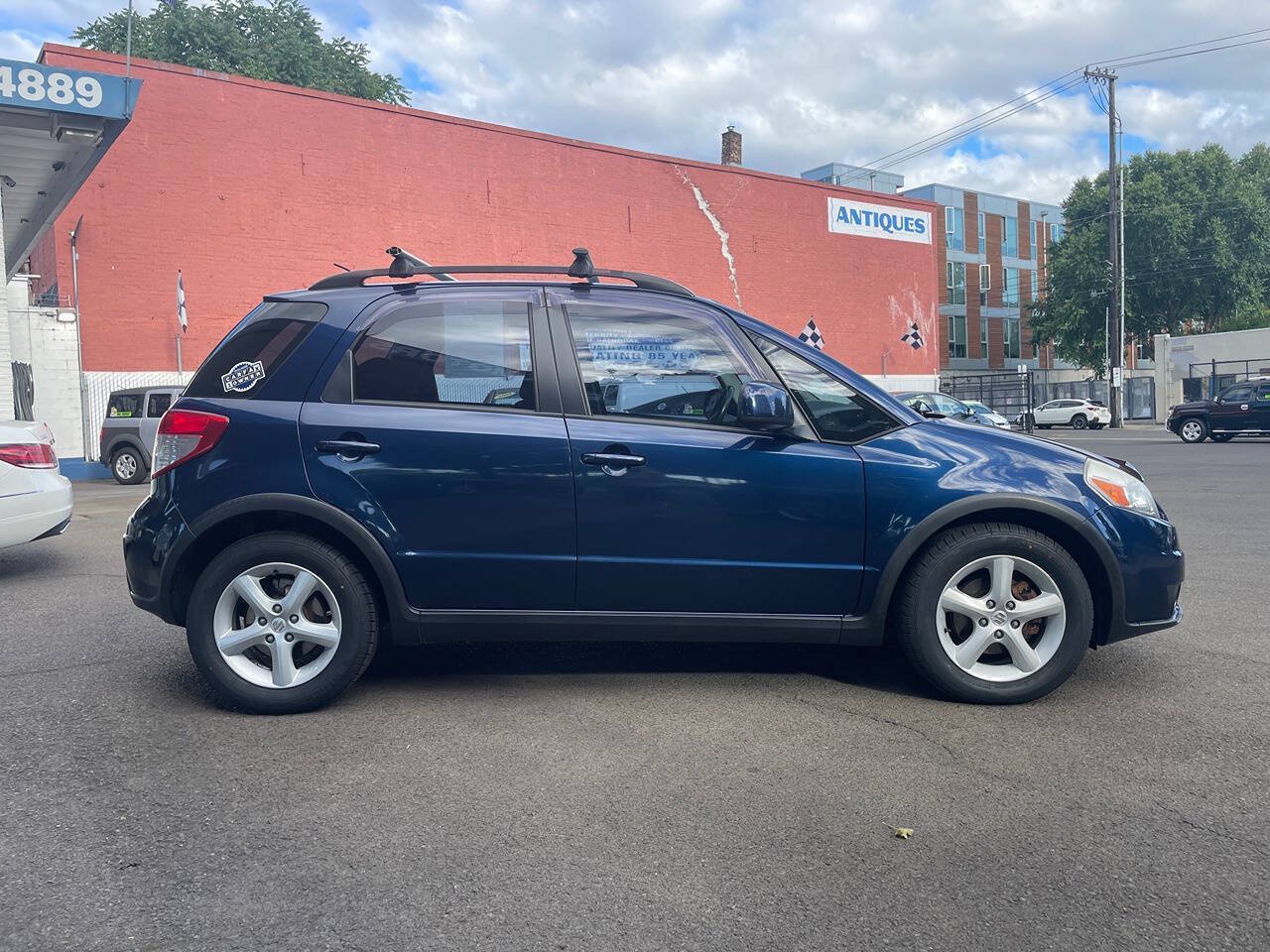 Used 2008 Suzuki SX4 AWD Hatchback image 8