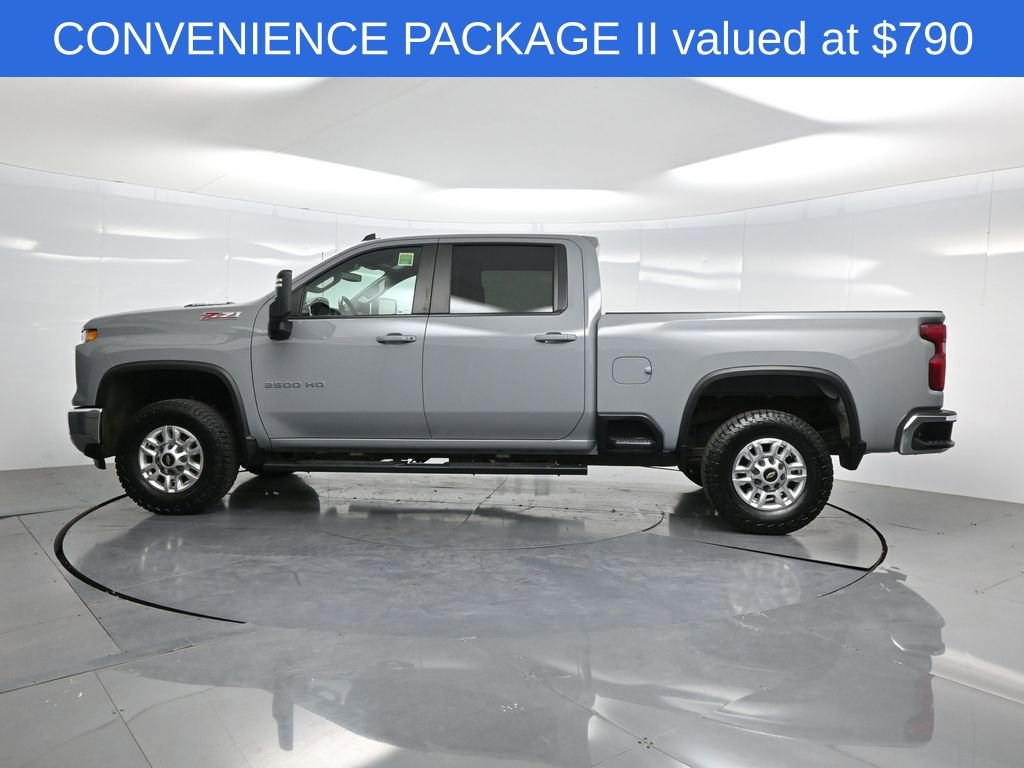 Used 2024 Chevrolet Silverado 2500 LT w/ Convenience Package image 5