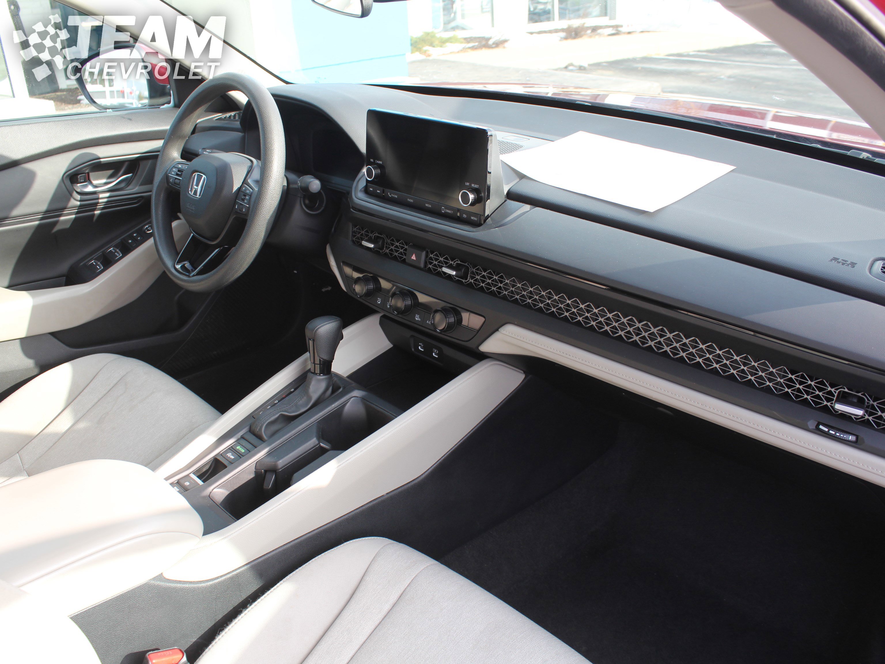 Used 2023 Honda Accord EX image 27