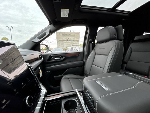 New 2027 GMC Yukon Denali w/ Denali Reserve Package AWD/4WD image 52