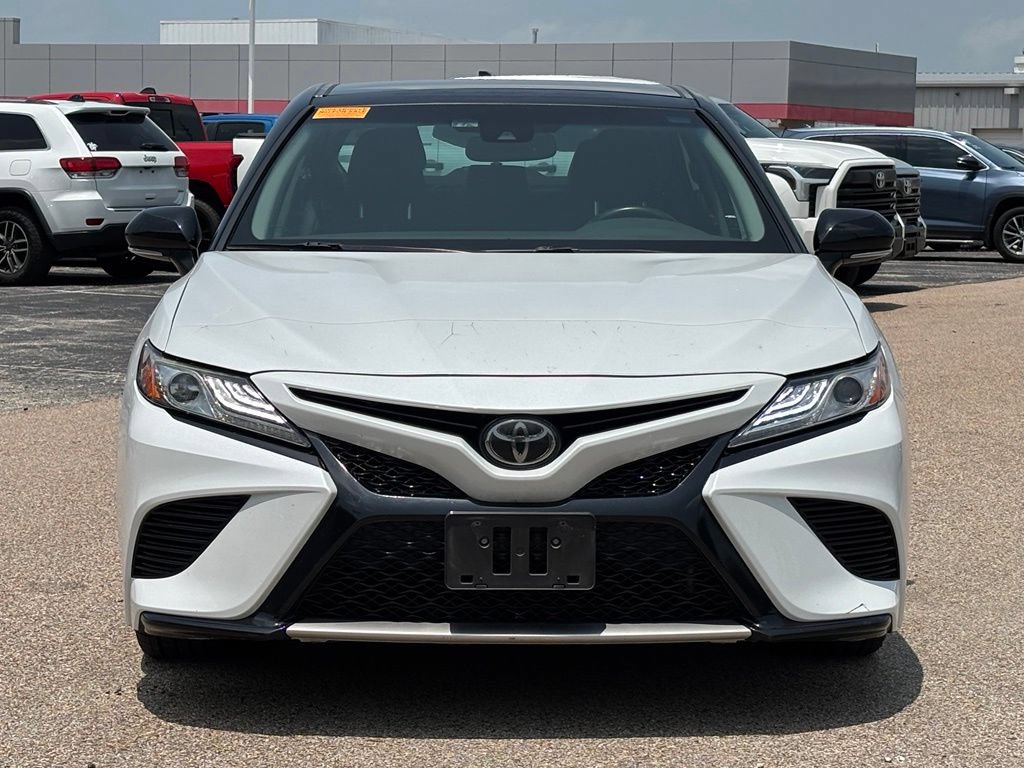 Used 2019 Toyota Camry XSE FWD image 3