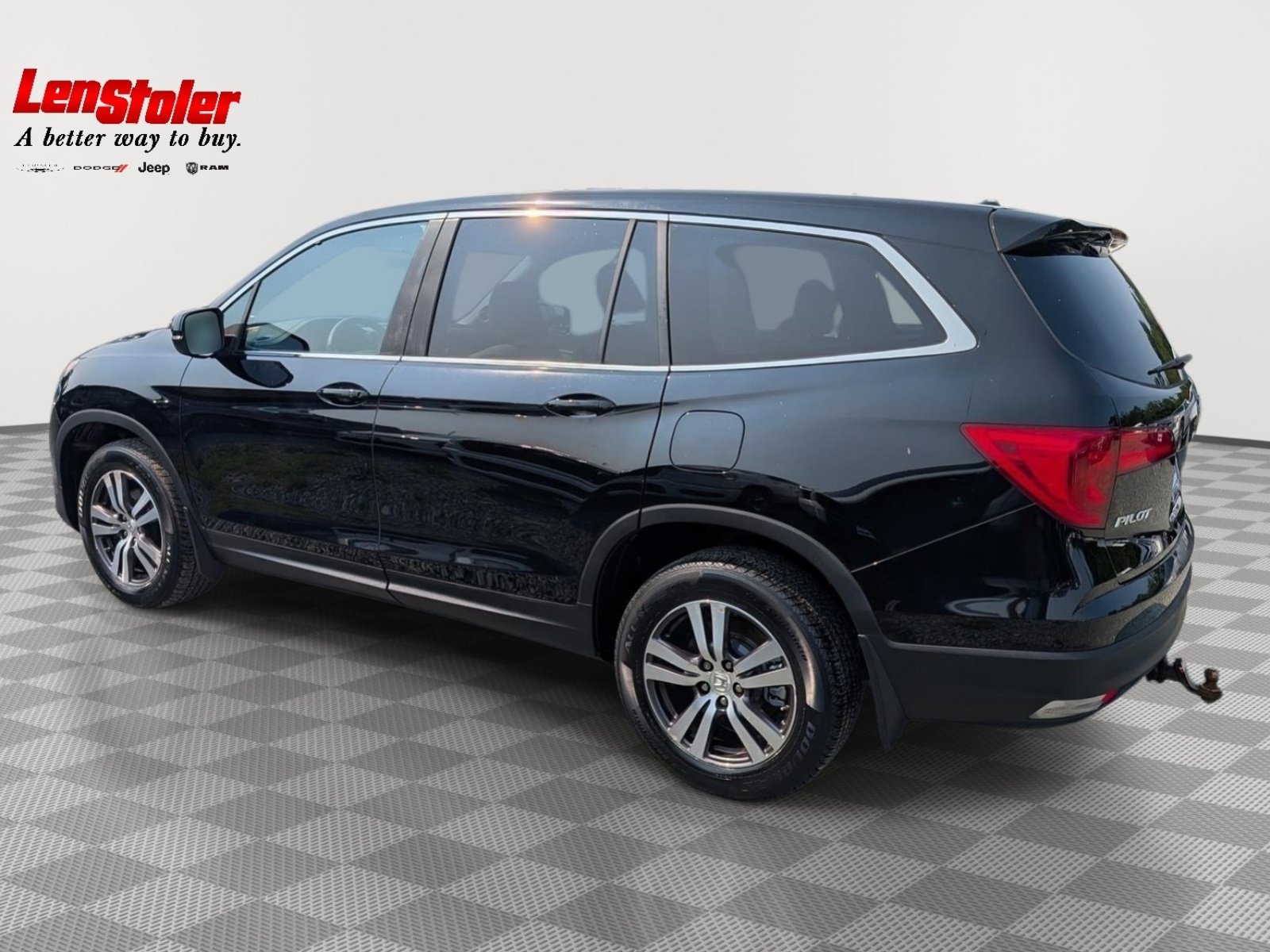 Used 2016 Honda Pilot EX image 2