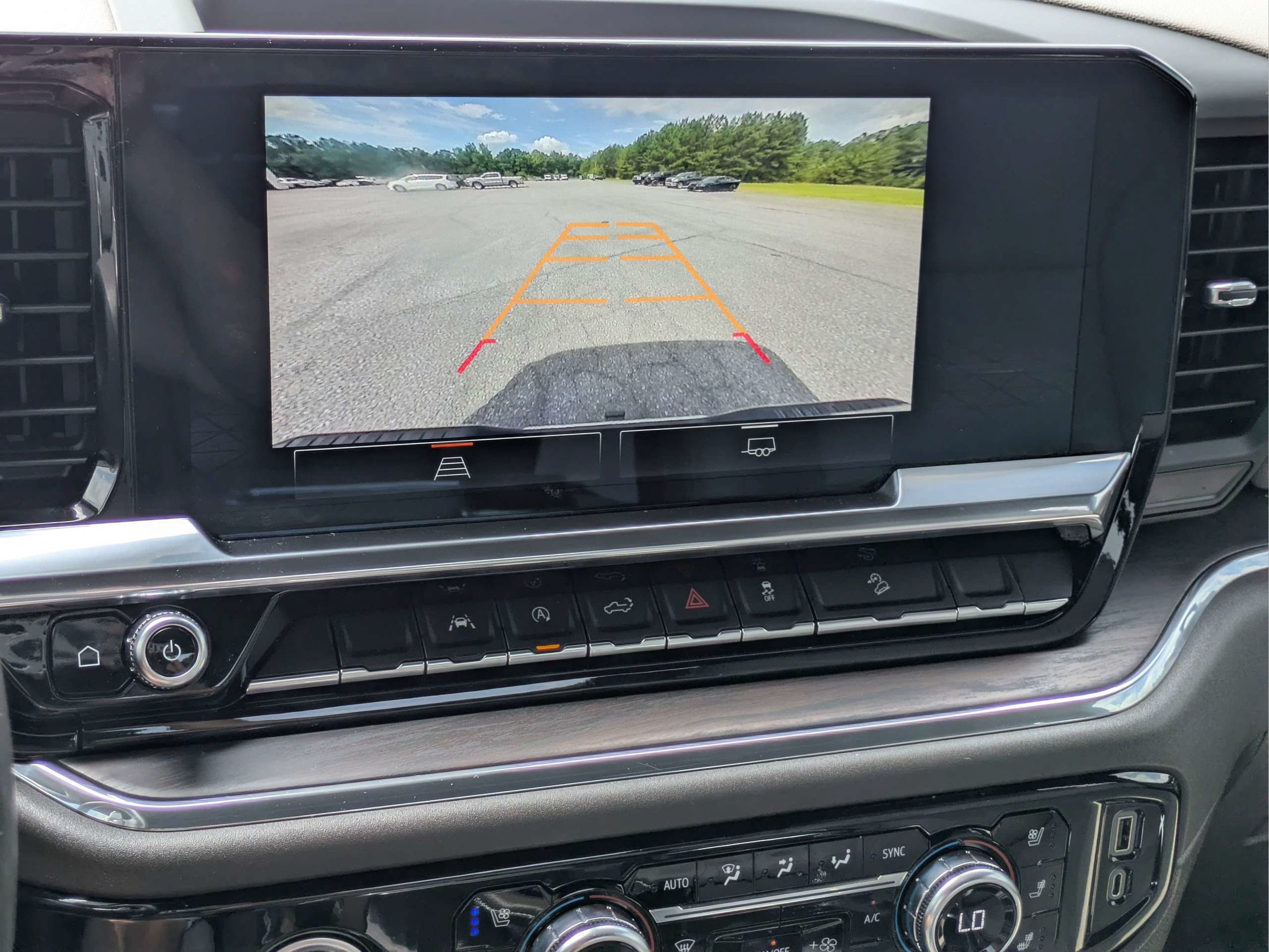Used 2022 GMC Sierra 1500 SLT w/ SLT Convenience Package AWD/4WD image 19