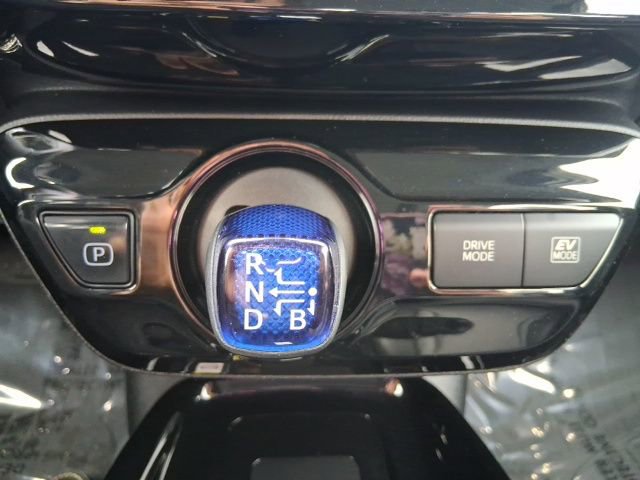 Used 2020 Toyota Prius XLE AWD/4WD image 23