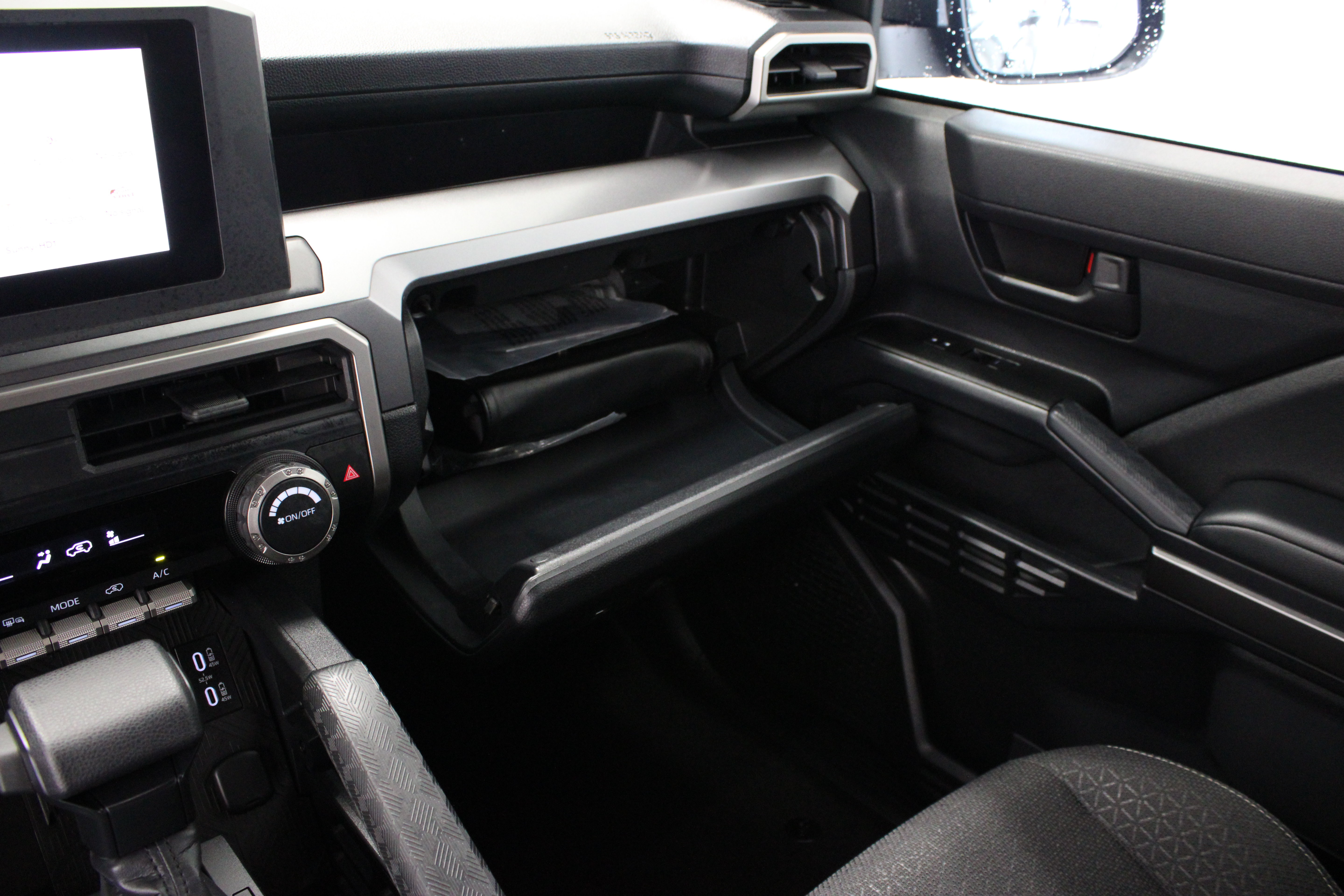 Used 2026 Toyota 4Runner SR5 AWD/4WD image 23