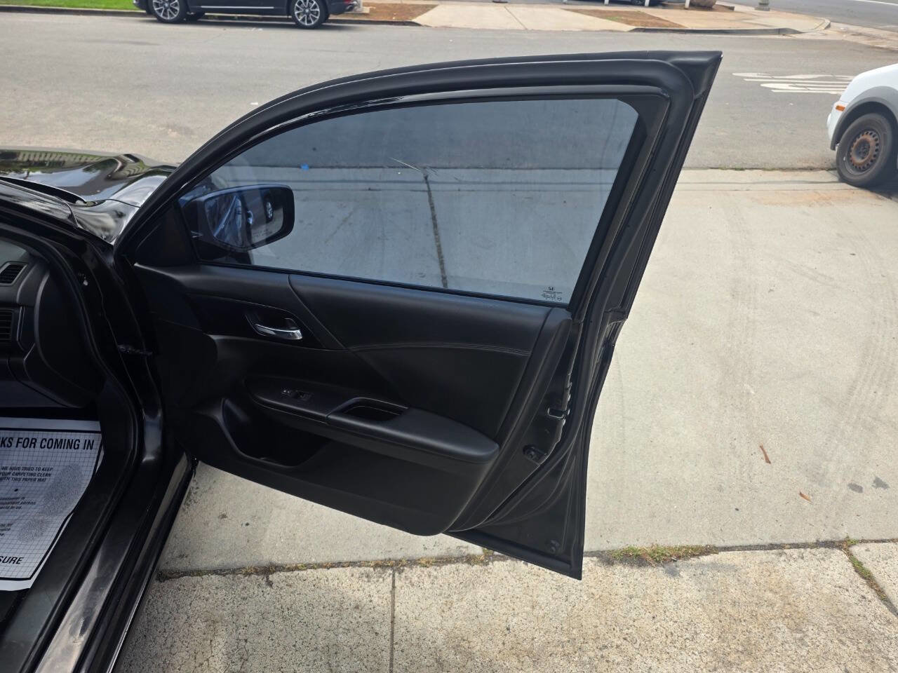 Used 2015 Honda Accord Sport image 16