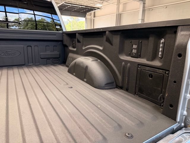 Used 2025 Ford F150 Lariat w/ Equipment Group 502A High AWD/4WD image 11