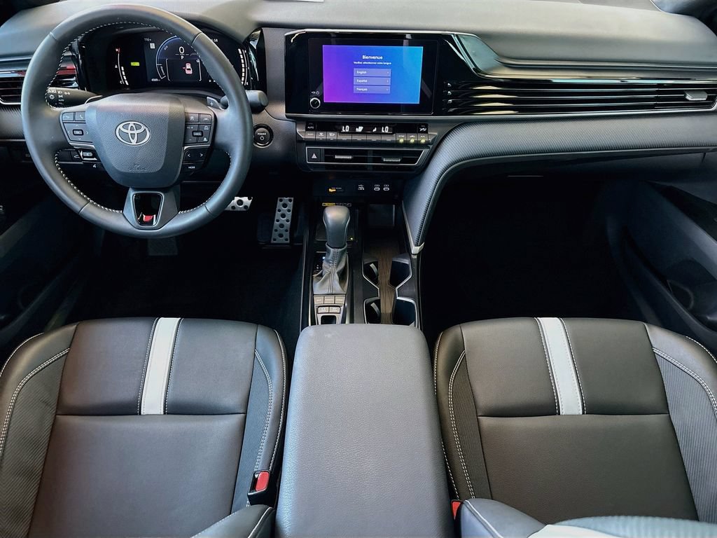 Used 2026 Toyota Camry SE FWD image 13