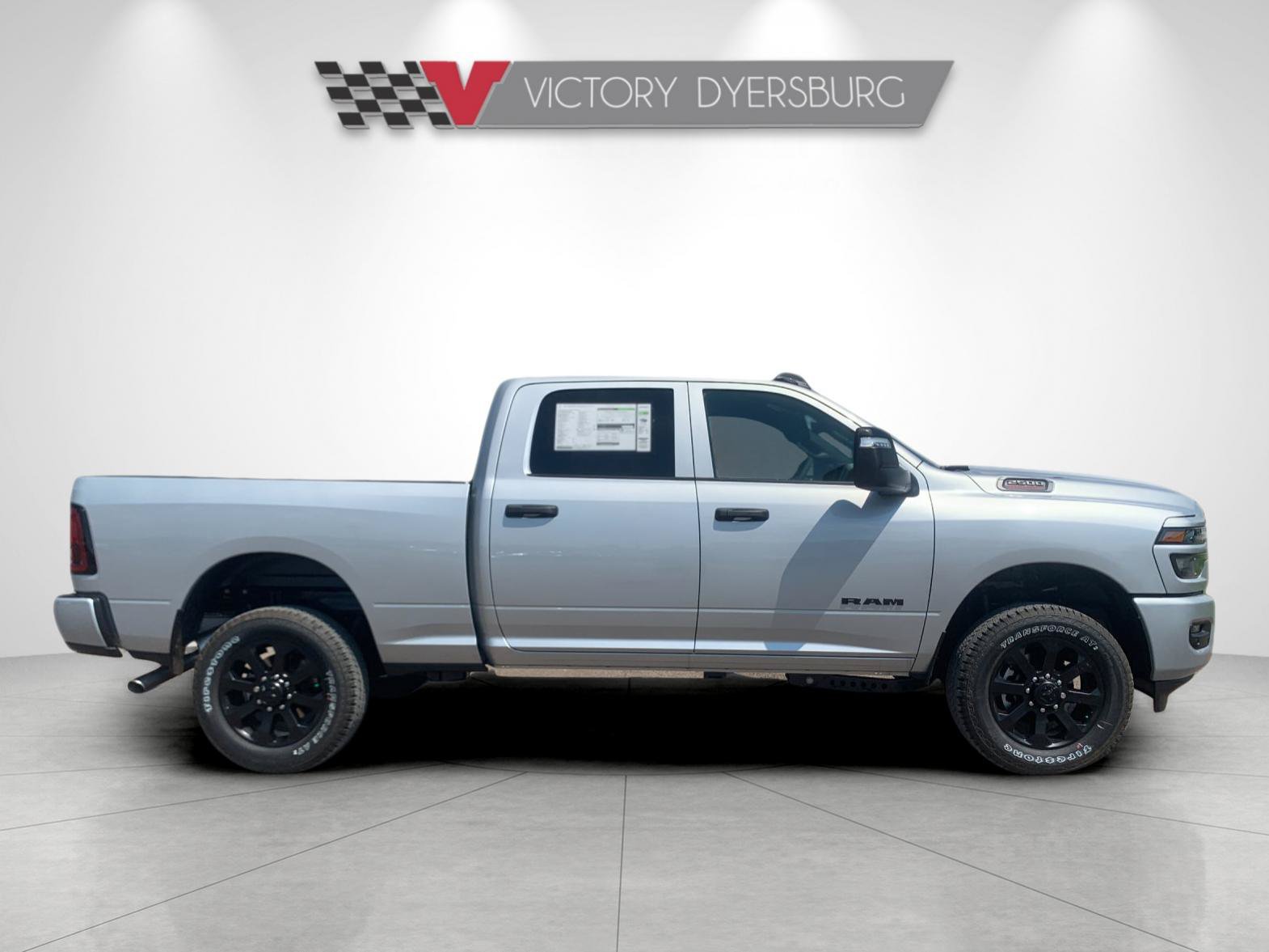 New 2026 RAM 2500 Big Horn AWD/4WD image 3